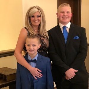 Meet your Posher, April